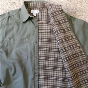 Carhartt button up work shirt with flannel lining